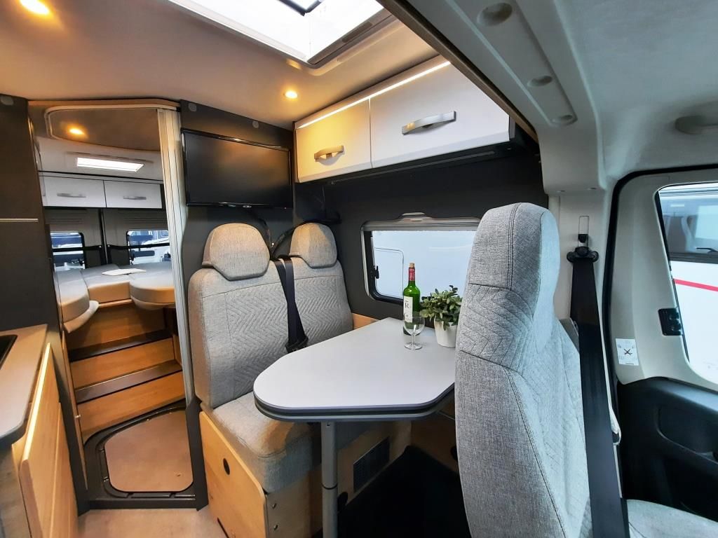 Fahrzeug Übersicht 7 Fahrzeugabbildung Dethleffs Globetrail 640 ER Advantage Solar/Sparen Sie 16.