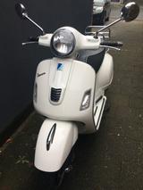 Vespa VESPA GTS 300 i.e. Super ABS - VESPA GTS 300 I E
