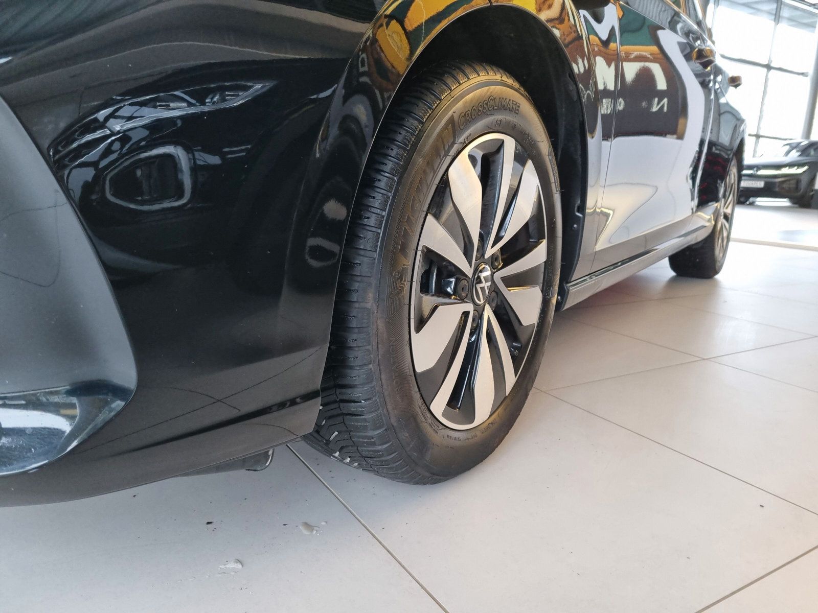 Volkswagen Golf - Bild 7