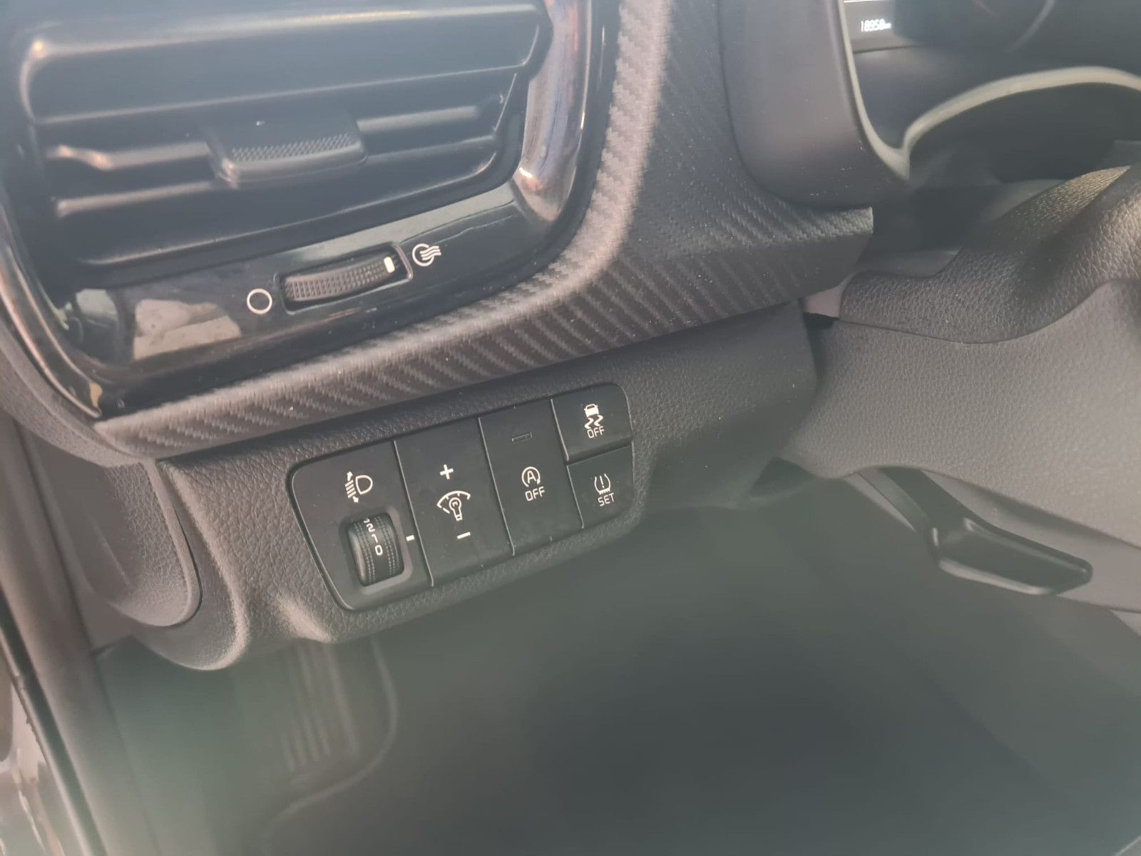 Fahrzeugabbildung Kia Rio GT-Line /1.HAND/WENIG KM/LED/KAMERA