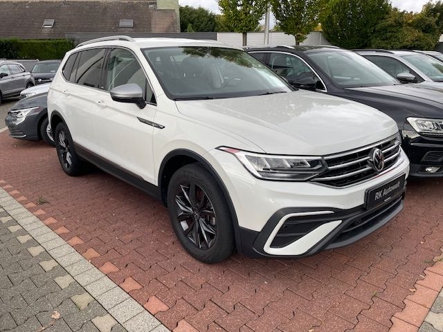 Tiguan Allspace 2.0 TDI Move NAVI AHK LED Tel. d