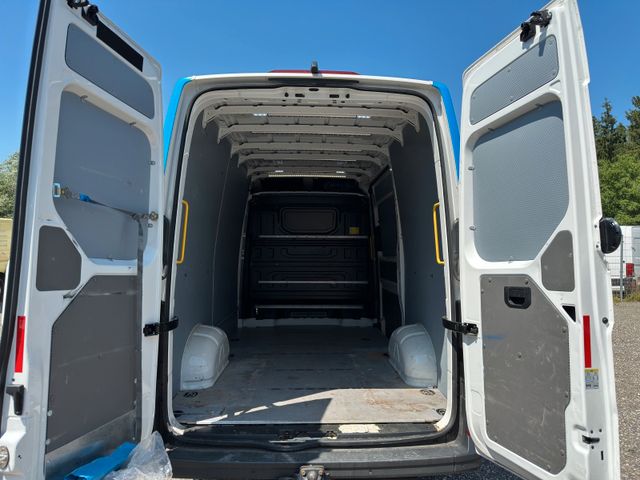 Volkswagen Crafter Kasten 35 L3H3 FWD_Navi_Rückfahrk_AHK
