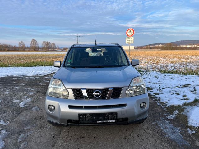 Nissan X-Trail SE 4X4. AHK  KAMERA