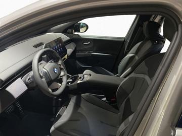 2026 BMW IX3 照片 9