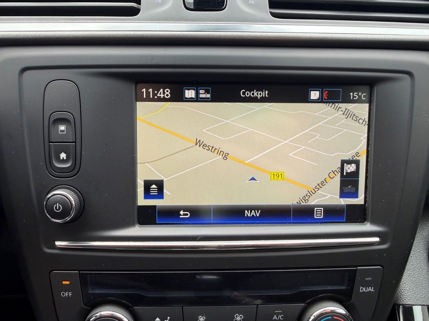 Fahrzeugabbildung Renault Kadjar Experience AHK CarPlay Temp klima Keyless