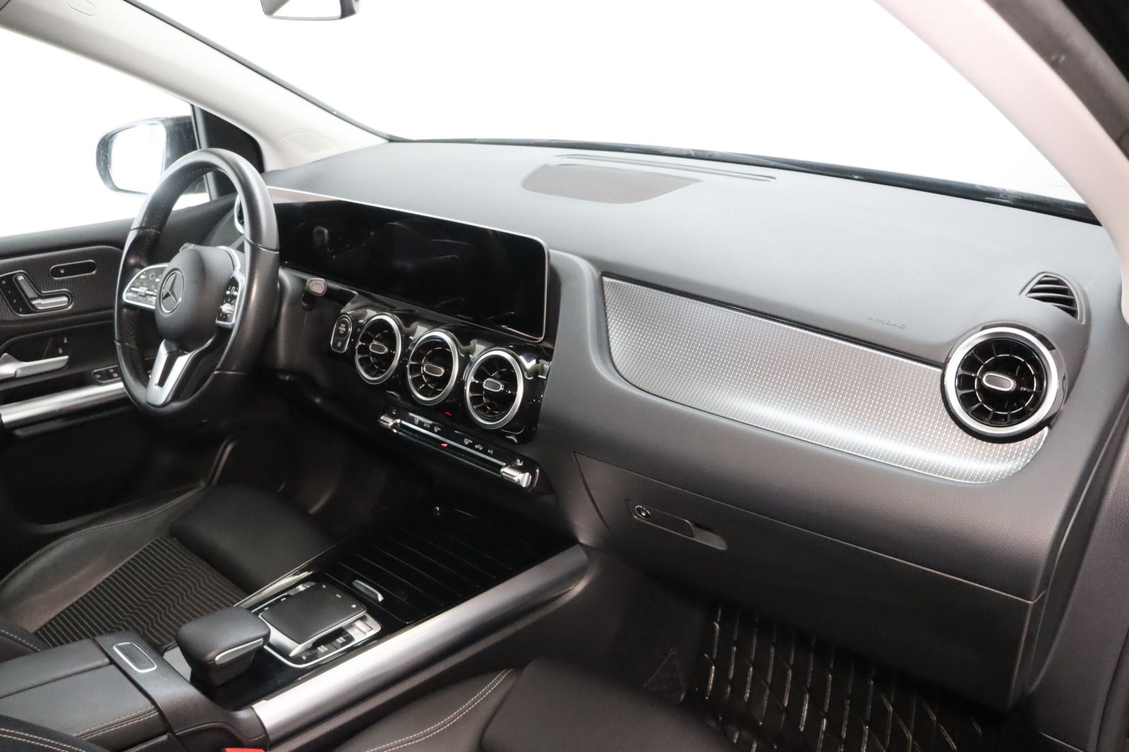 Fahrzeugabbildung Mercedes-Benz B 200 * LED * Navi * Leder