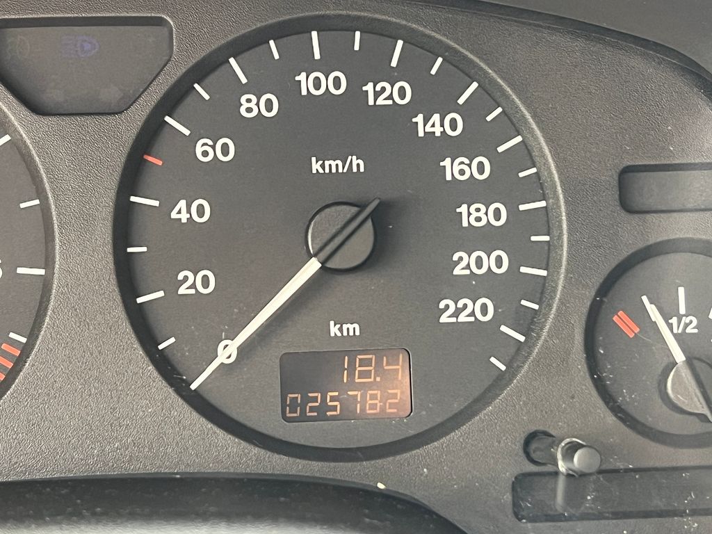 Opel Astra 1.2 16V Selection Klima  25TKM  1. Hand