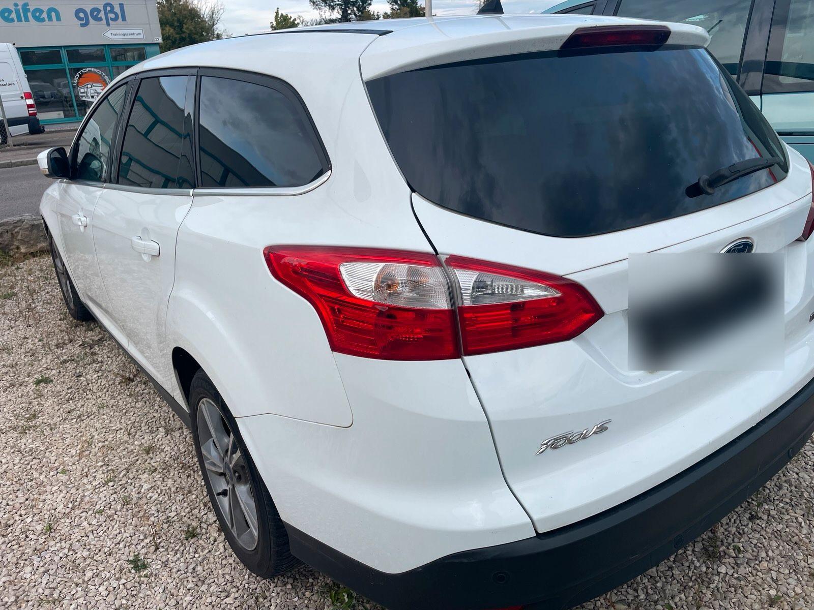 Ford Focus 2013 — engine 125 HP (92kW)