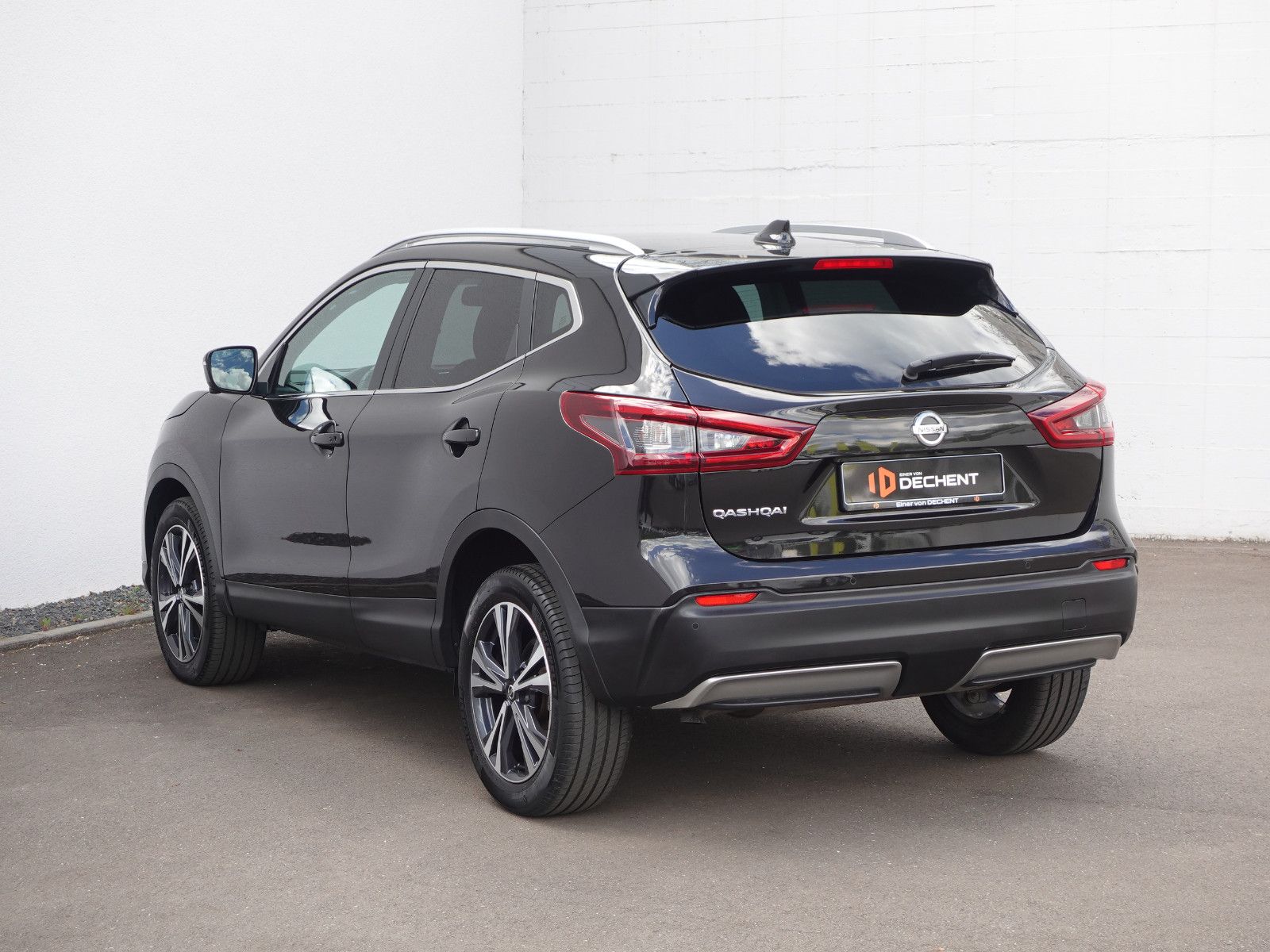 Fahrzeugabbildung Nissan Qashqai 1.3 DIG-T Zama  Automatik SHZ,Pano,Navi