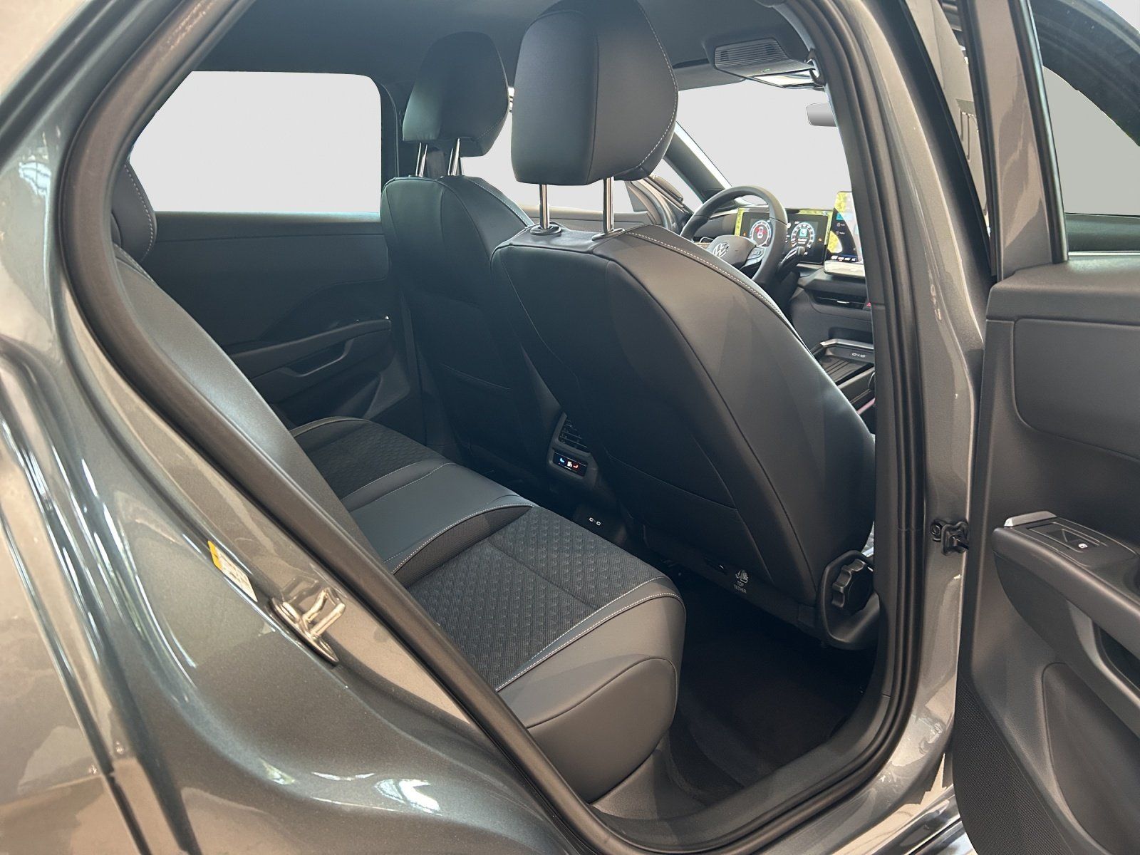 Volkswagen T-Roc - Bild 23
