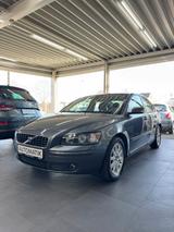 Volvo S40 Lim. 2.4 Momentum *Klima*Shzg.*AHK*PDC`s* - Volvo S40 Benziner Gebrauchtwagen