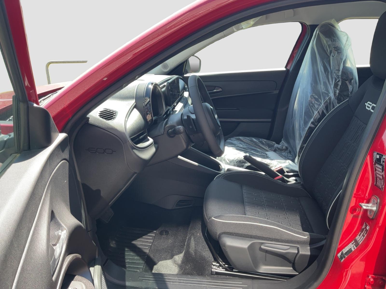 Fiat 600 1.2 Hybrid DCT + Winterpaket