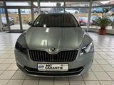 Skoda Superb Combi Style 4x4*Xenon*Leder*Navi*Kamera* - Skoda Superb mit Benzin-Antrieb: Kombi, Automatik