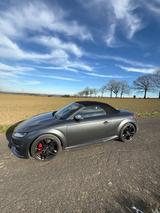 Audi TTS Roadster 2.0 TFSI S tronic quattro - - graue Audi TTS