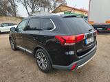 Mitsubishi Outlander Diamant Edition 4WD - Mitsubishi Outlander mit Panoramadach