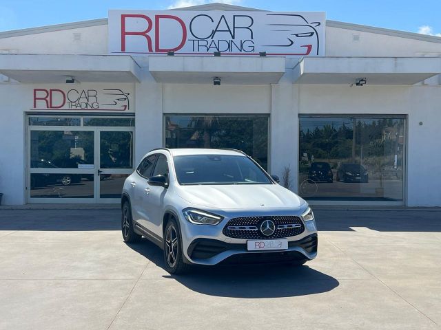 MERCEDES-BENZ Mercedes GLA 200d Premium AMG Night Edition