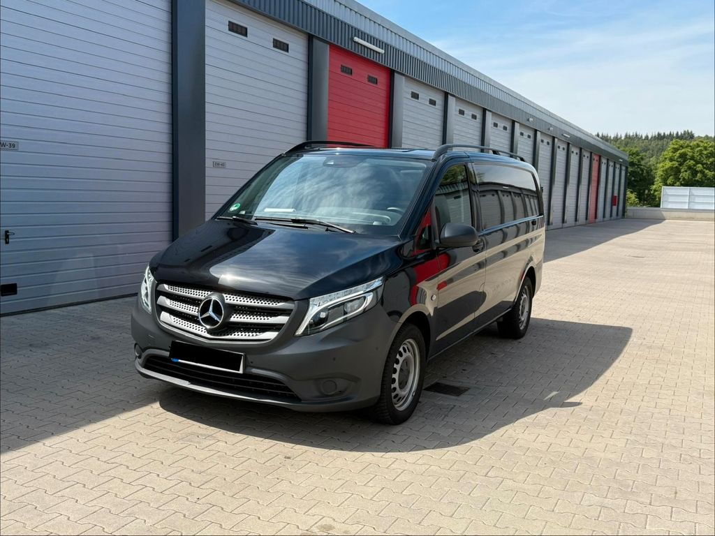 Image of Mercedes-Benz Vito