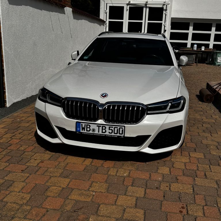Image of BMW 530