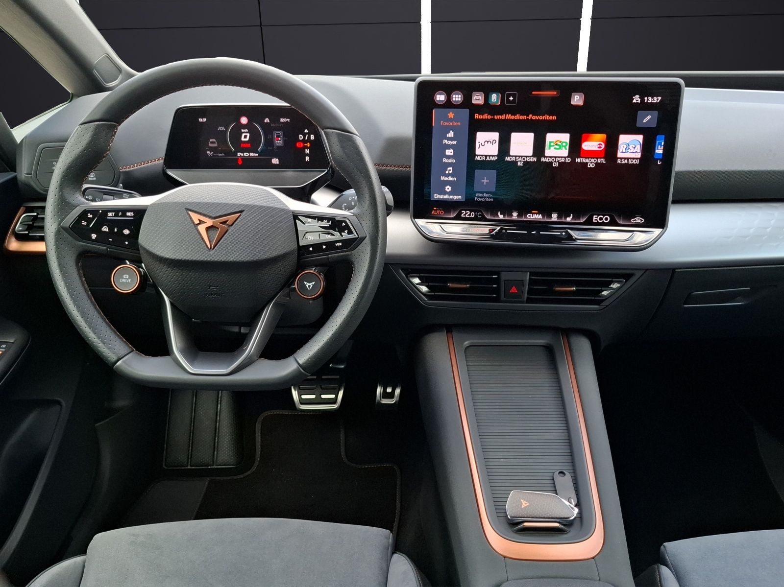 Fahrzeugabbildung CUPRA Born Edition Dynamic LED Navi ACC SHZ RFK 19"