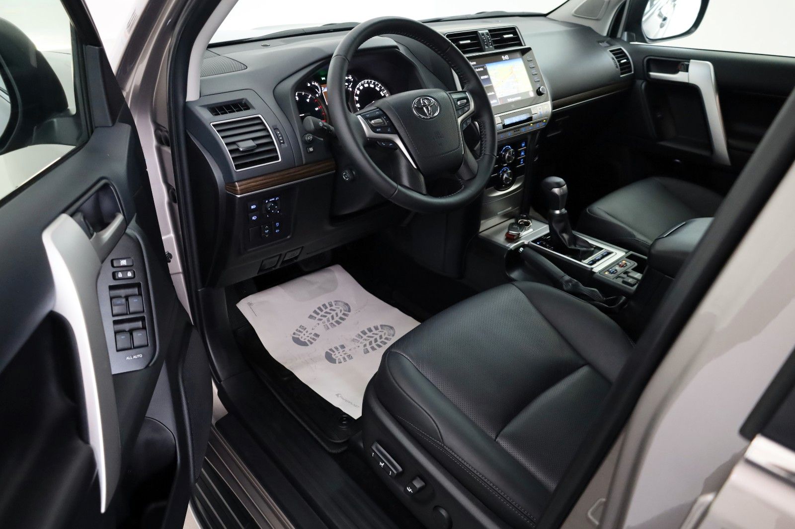 Fahrzeugabbildung Toyota Land Cruiser Comfort,Leder,Navi,4xSH,Sitzlüftung