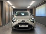 Toyota AYGO x-play *AUTOMATIK*LED*RÜCKKAMERA*5-TÜRER* - silberne Toyota Aygo (X)