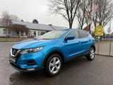 Nissan Qashqai Acenta - Nissan Qashqai: Blau
