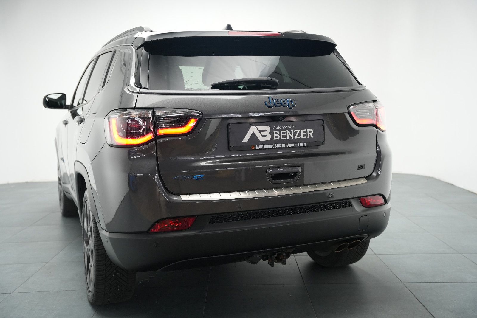 Fahrzeugabbildung Jeep Compass S Plug-In Hybrid 4WD *AlpineSound*Kamera