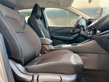 Nissan Qashqai - 10