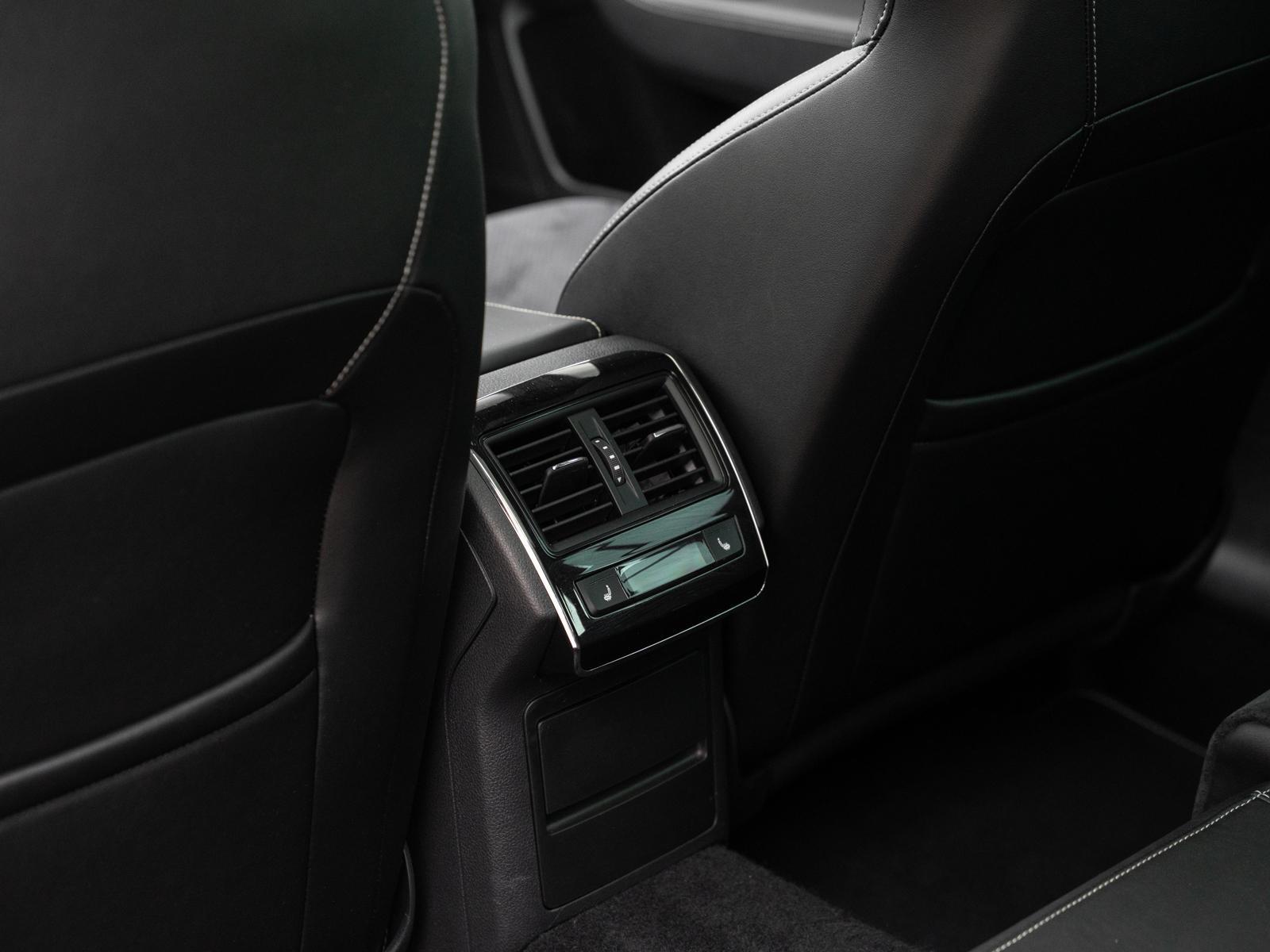 Skoda Superb Sportline PANO Canton AHK 19" Supernova