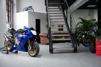 Yamaha YZF-R1 RN32 | Ready to Race | Öhlins | Akra |