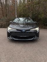 Toyota Corolla 2,0 Hybrid Team Deutsch Touring Spor... - Toyota Corolla Team mit Benzin-Antrieb