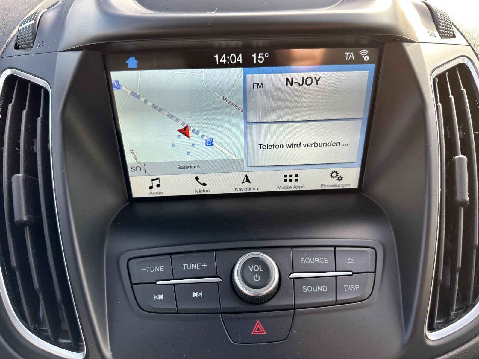 Fahrzeugabbildung Ford C-Max 1.0 EB Titanium Navi/SHZG/ParkPilot/GJR