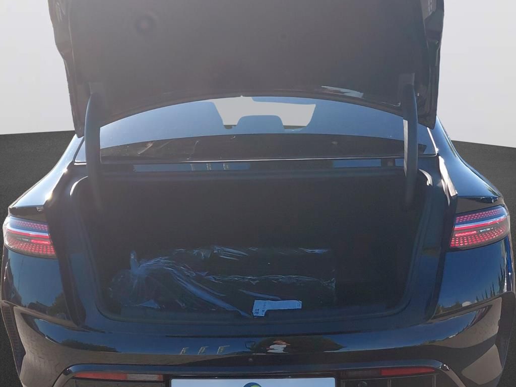 BYD SEAL