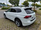 Volkswagen Tiguan Allspace RLINE 4Mot 140KW DSG 2.0 TDI - VW Tiguan Allspace Gebrauchtwagen in Hamburg