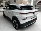 VinFast VF6 Plus - VinFast VF6: Plus