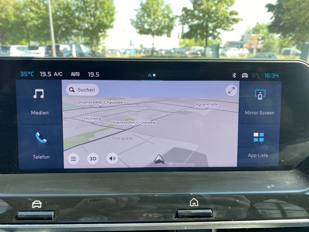 Fahrzeugabbildung Citroën C4 PureTech 130 S&S *Automatik* MAX *beh. Lenkr*
