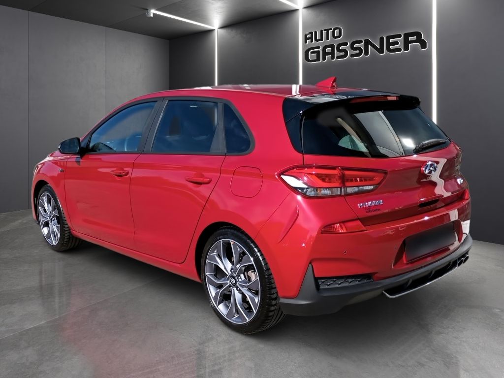 Fahrzeugabbildung Hyundai i30 1.4 Turbo M/T N-LINE Komfortpaket + Navi