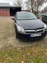 Opel Astra GTC  Coupe. - Opel Astra aus 2010: Gtc