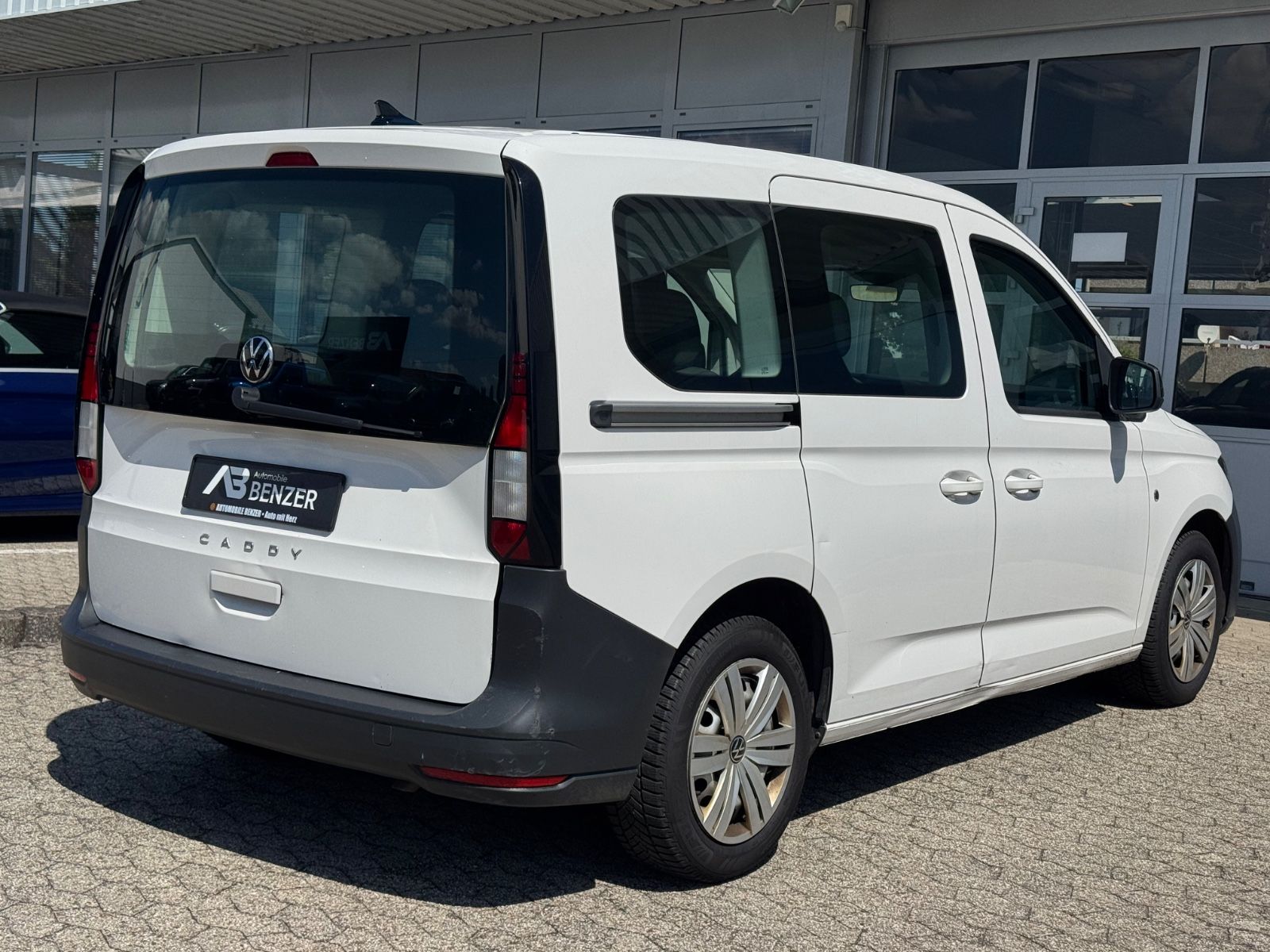 Fahrzeugabbildung Volkswagen Caddy BLUETOOTH/AUTO-HOLD/ACC/TEMPOMAT/