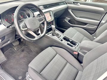 Volkswagen Passat Variant - 10