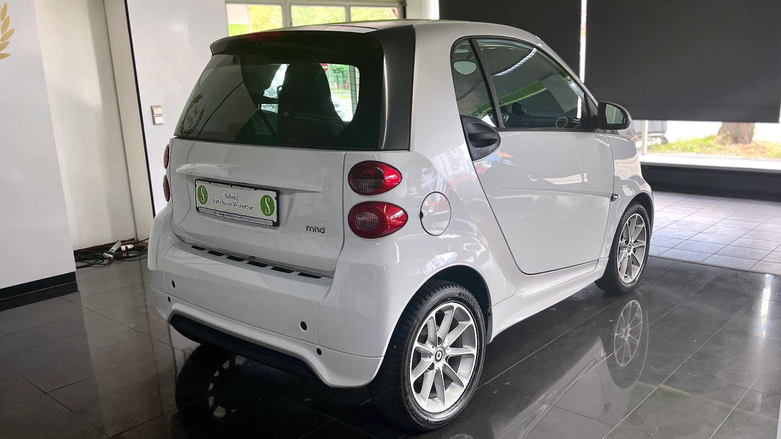 Smart ForTwo coupe|2Hd|Klima|USB-AUX|Panorama