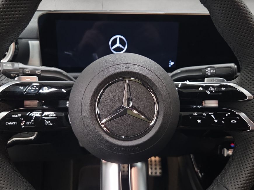 Mercedes-Benz CLA 200 d Shooting Brake AMG Special Edition Nig foto 11