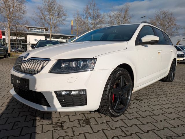 Skoda Octavia Combi RS NaviGroß Panodach 8Fach Bereift