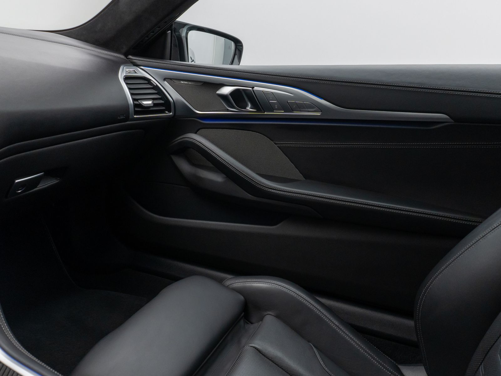 Fahrzeugabbildung BMW M850i xD Coupé Laser 360° HUD DAB H/K SoftCose