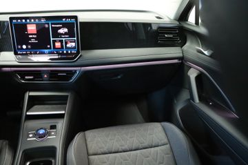 Volkswagen Tiguan 1.5 eTSI AHK Pano StHz 19 Zoll