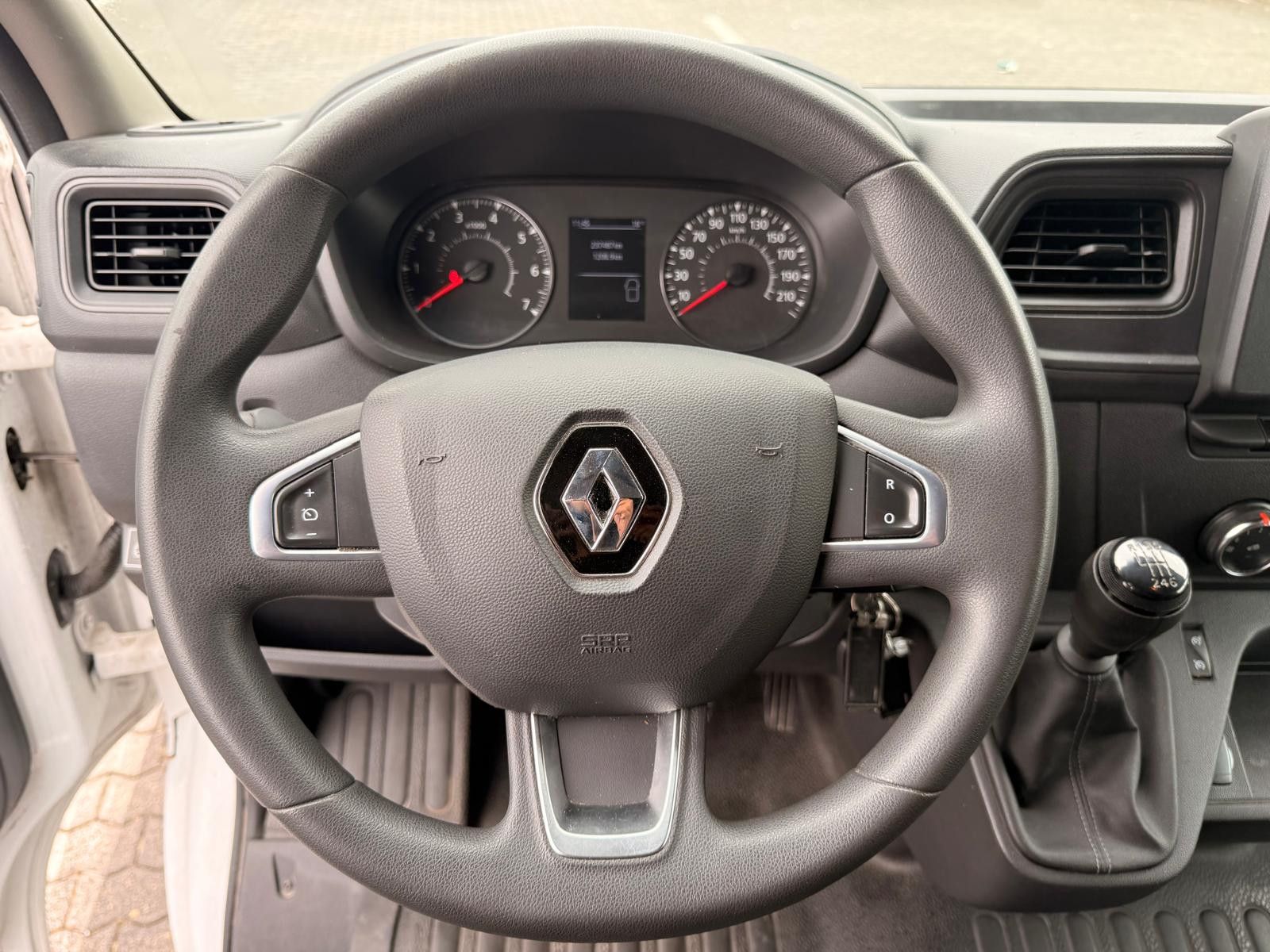 Fahrzeugabbildung Renault Master III Kasten L1H2 HKa 3,5t