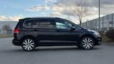 Volkswagen Touran 1.5 DSG Highline AHK el. Heckklappe ,NAVI - VW Touran von privat