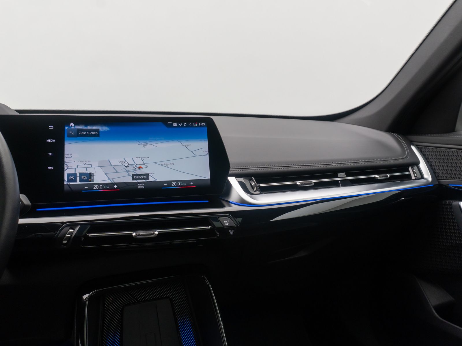 Fahrzeugabbildung BMW X1 sD18d xLine 360° HUD DAB Komfort Panorama 19"