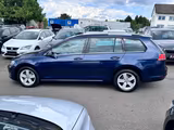 Volkswagen Golf VII Highline Kombi SHZ PANO PDC KAMERA AHK - Autos mit Allradantrieb