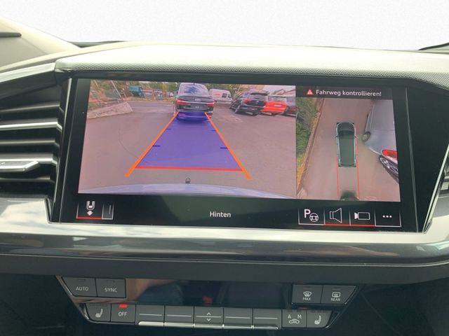 Q4 e-tron 45 QUATTRO S LINE MATRIX+PANO+AHK+360°